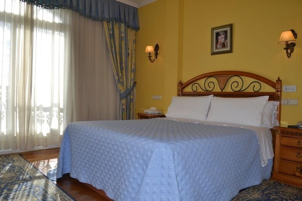 Hotel Playa Compostela Vilagarcia de Arousa Buitenkant foto