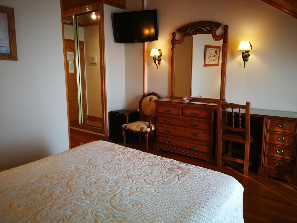 Hotel Playa Compostela Vilagarcia de Arousa Buitenkant foto
