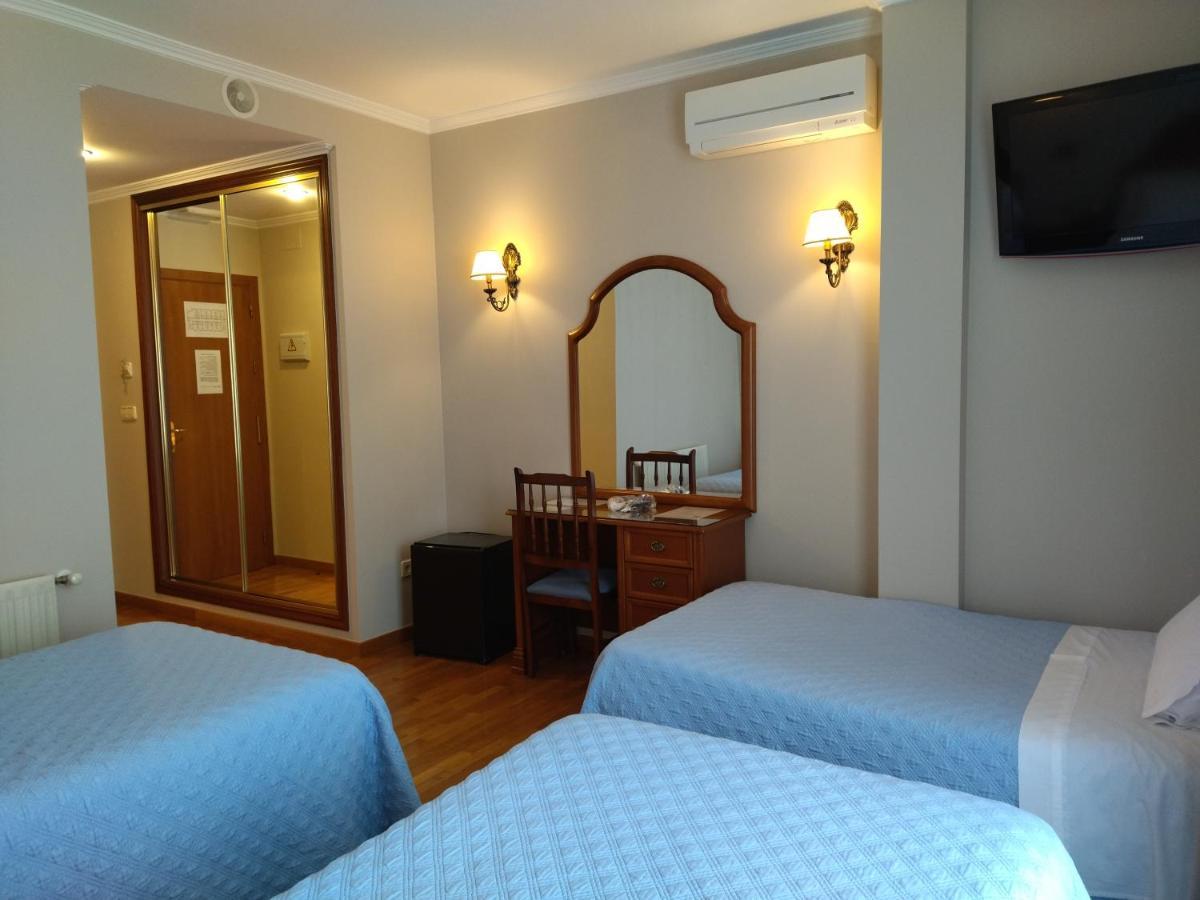 Hotel Playa Compostela Vilagarcia de Arousa Buitenkant foto