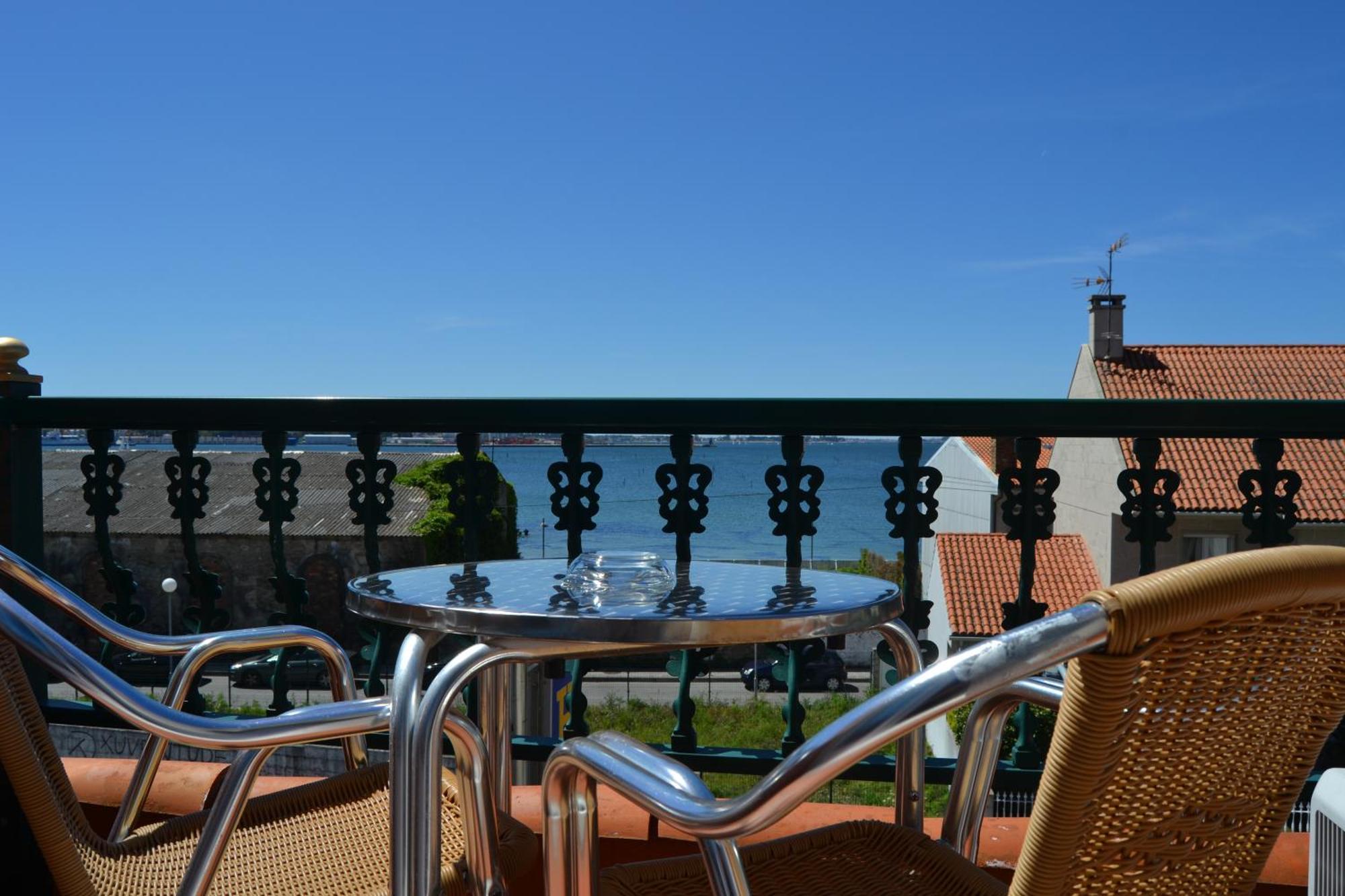 Hotel Playa Compostela Vilagarcia de Arousa Buitenkant foto