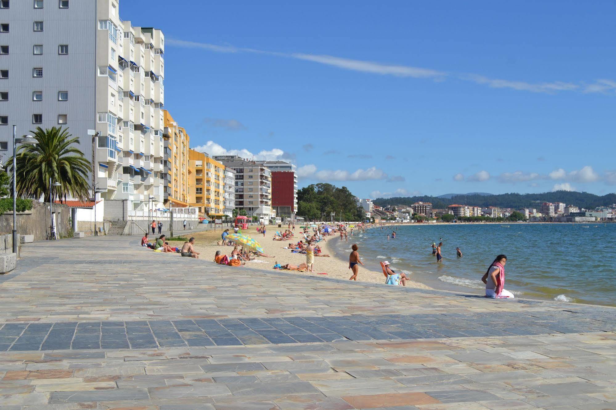 Hotel Playa Compostela Vilagarcia de Arousa Buitenkant foto