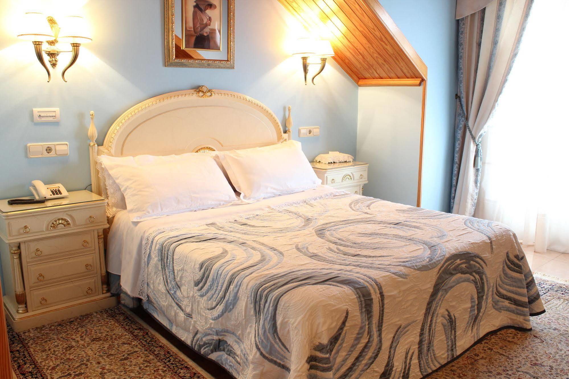 Hotel Playa Compostela Vilagarcia de Arousa Buitenkant foto