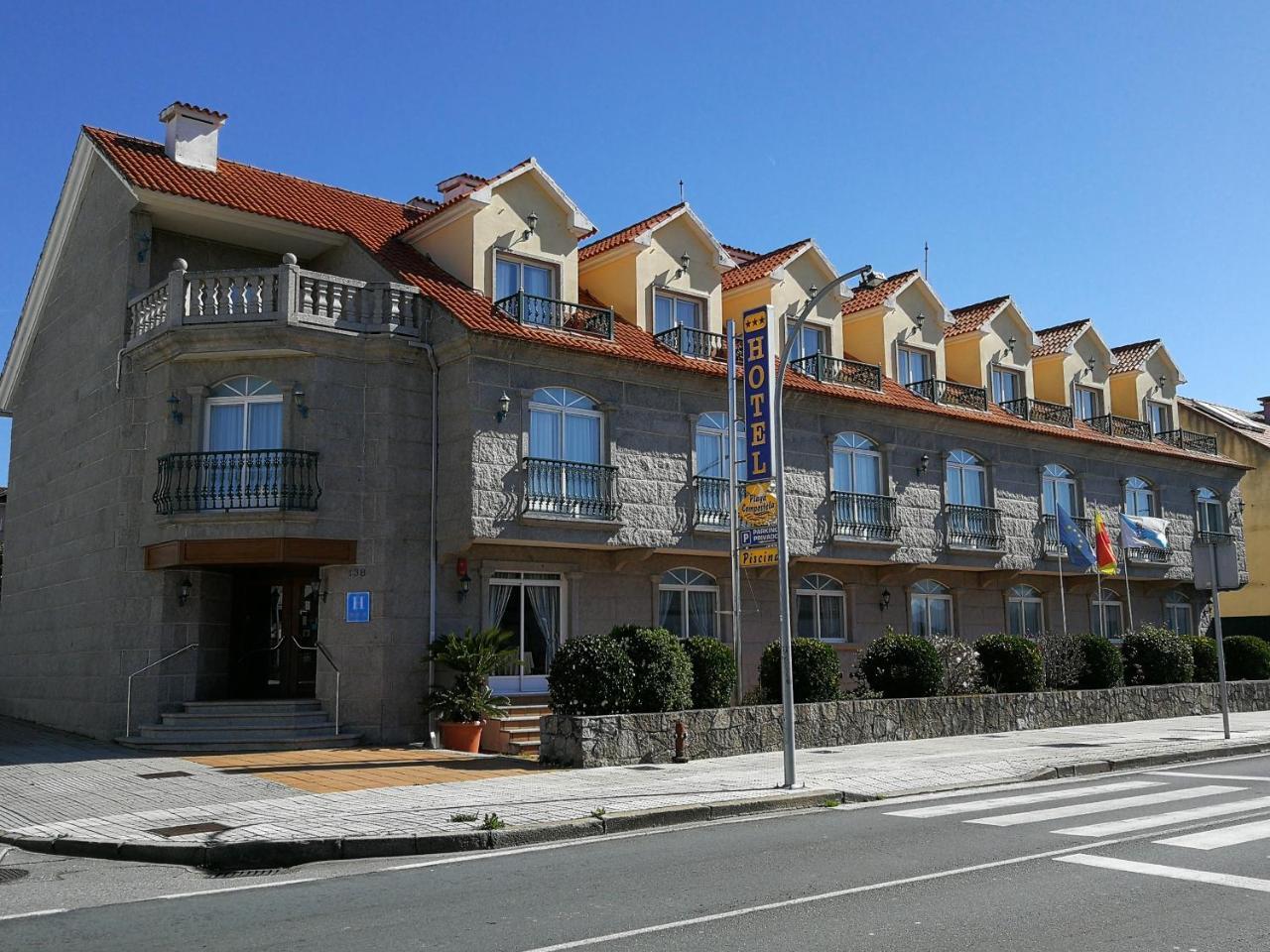 Hotel Playa Compostela Vilagarcia de Arousa Buitenkant foto